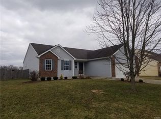 7374 Country Walk Dr, Franklin, OH 45005