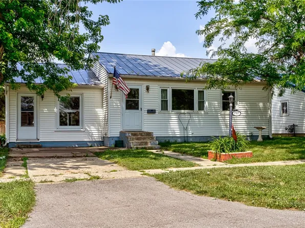 717 W 1st St, Madrid, IA 50156