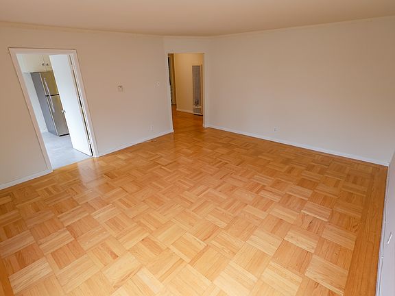 4th image of 1500 12th Ave APT 1