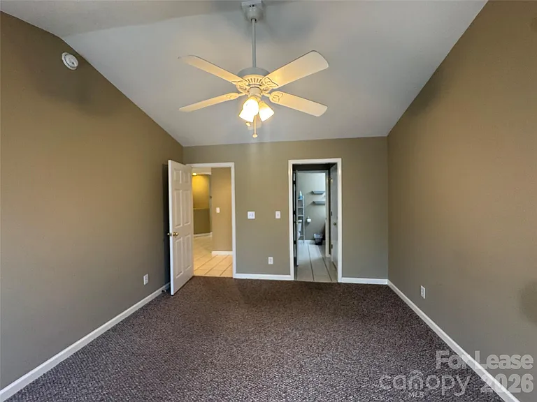 1025 Church St — Photo 8