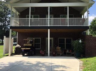 409 S Church Ave, Landrum, SC 29356