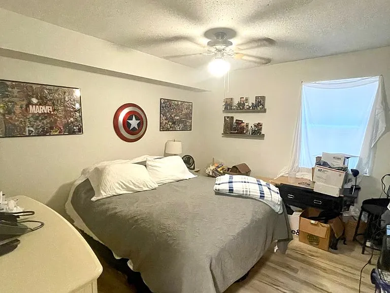 1054 Anna Knapp Blvd #1D — Photo 9