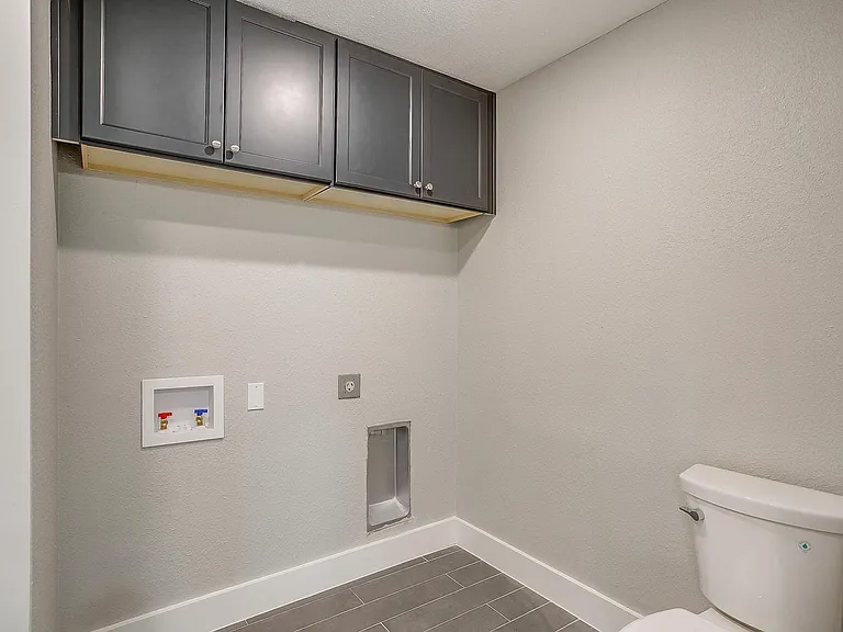 2932 Travis Ave — Photo 19