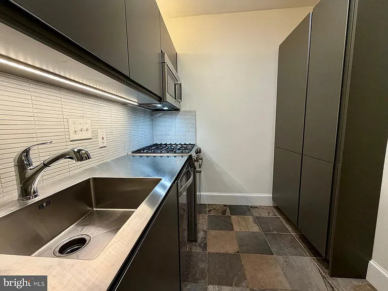 3020 Dent Pl NW #10W — Photo 7