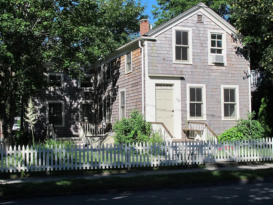 108 Madison St