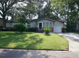 5011 Romilly Dr E, Jacksonville, FL 32210