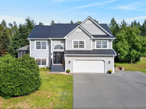 118 Edgehill Dr, Colchester, NS B6L 3K3