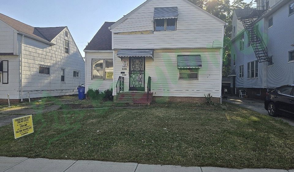 1st image of 3386 E 146th St