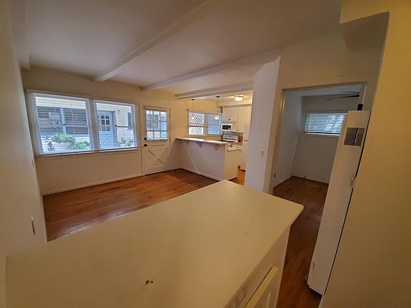 5th image of 22802 Pacific Coast Hwy APT 1