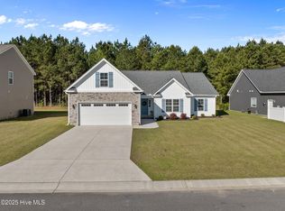 7000 Sagebrush Dr, Greenville, NC 27858