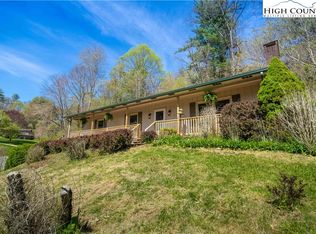 306 Green Briar Rd, Boone, NC 28607