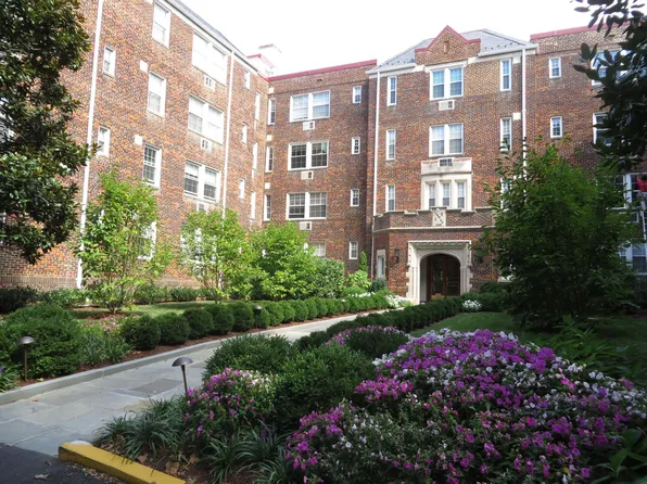 3051 Idaho Ave NW, Washington, DC