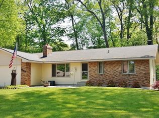 15120 Oakland St, Spring Lake, MI 49456