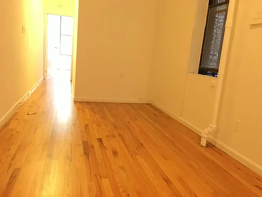 Rented by Sky Management | media 50