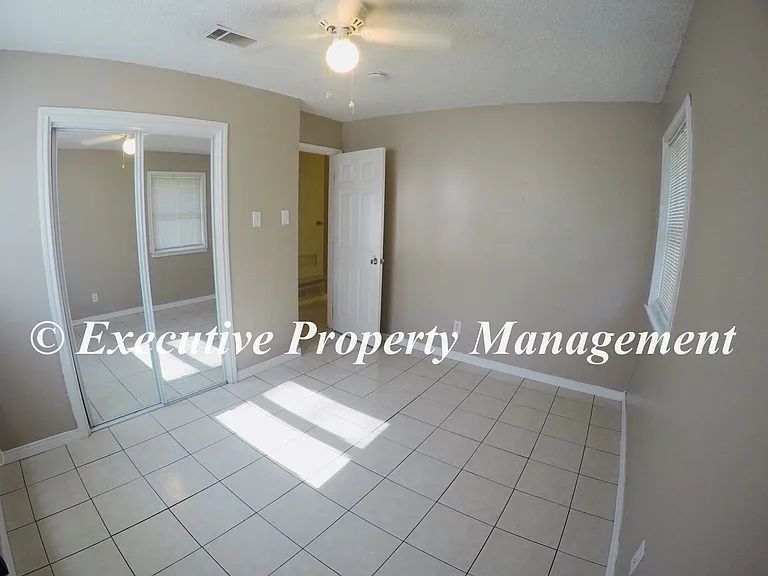 908 Deorsam Dr — Photo 6