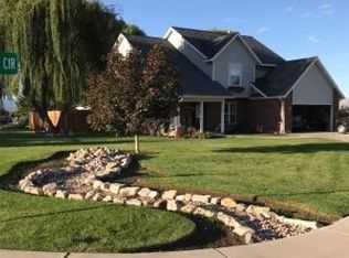 557 W Saddleback Cir, Springville, UT 84663