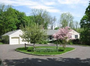 5 Dingletown Rd, Greenwich, CT 06830