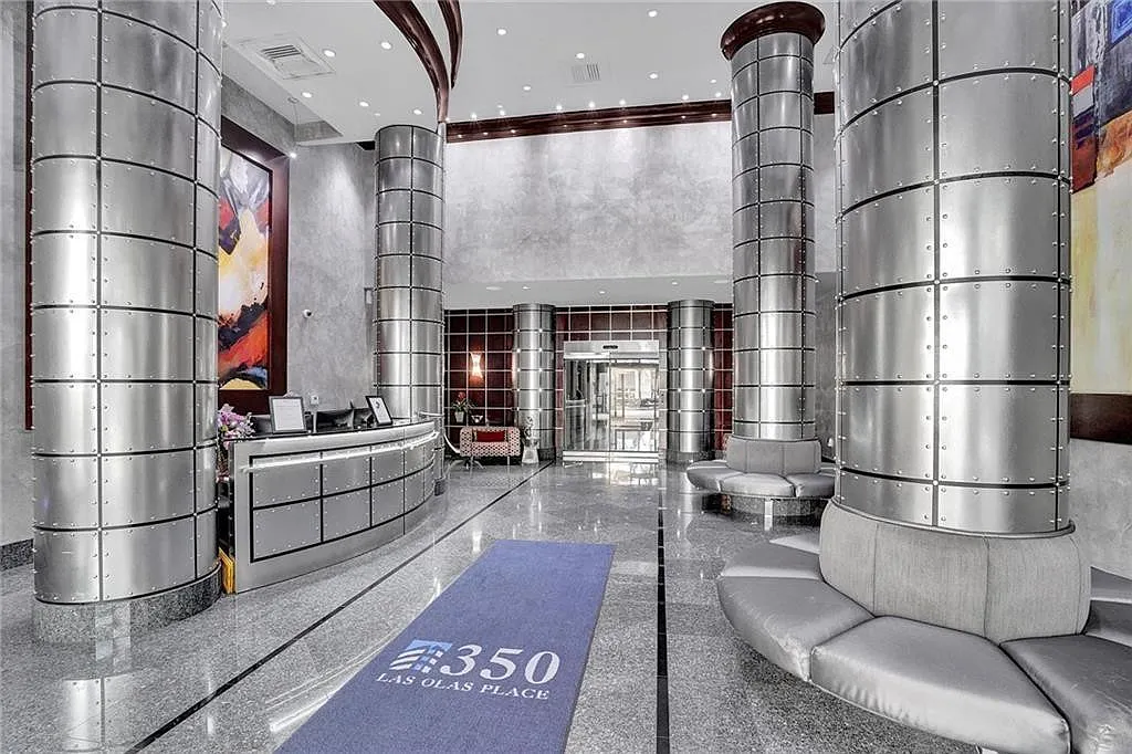 2 bed, 2.0 bath, 1202 sqft, $4,850 — Photo 3