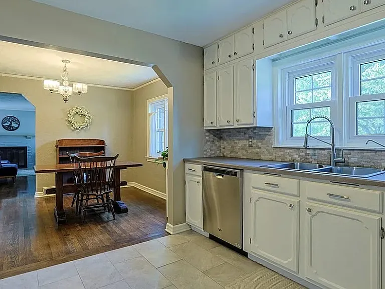 103A Chatham Dr — Photo 10