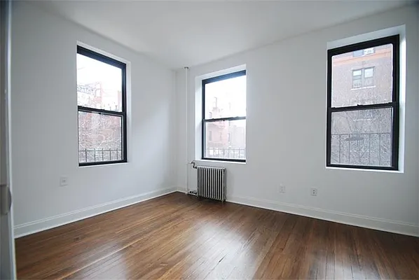 Rented by Buchbinder & Warren | media 9