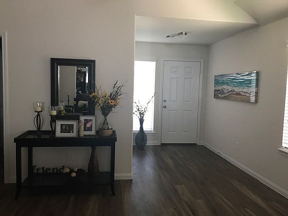 4th image of 10314 Urban Oak Trl