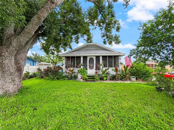 509 6th Ave SW, Largo, FL 33770