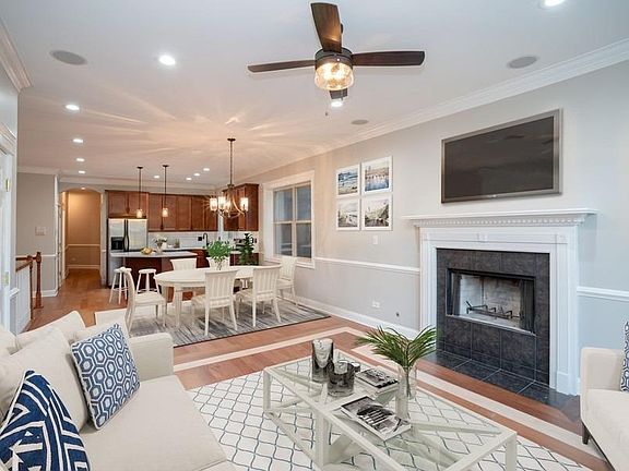 5th image of 4452 S Vincennes Ave #1N