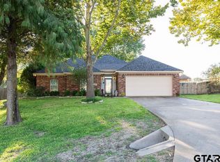 1930 Meadowview St, Athens, TX 75752