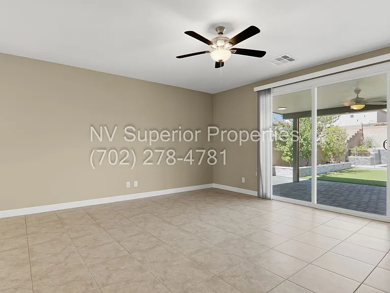 4627 Chestnut Tiger St — Photo 16