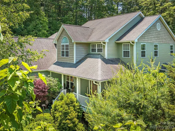 118 Sunny Ridge Dr, Asheville, NC 28804