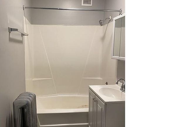 5th image of 7604 S Essex Ave #204