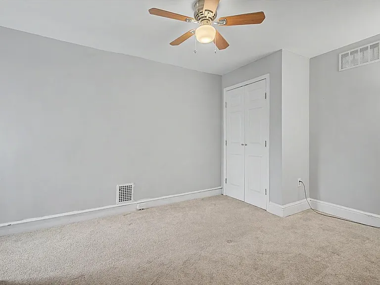 203 N Dupont St — Photo 3