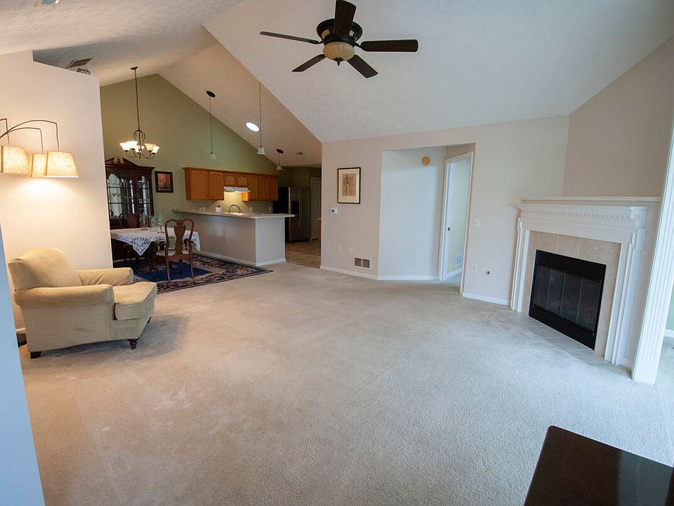 1st image of 189 Academy Dr