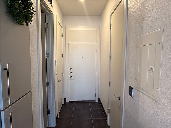 4th image of 3225 Turtle Creek Blvd APT 1438