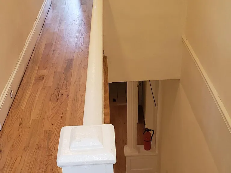 824 Fairmount Ave — Photo 8