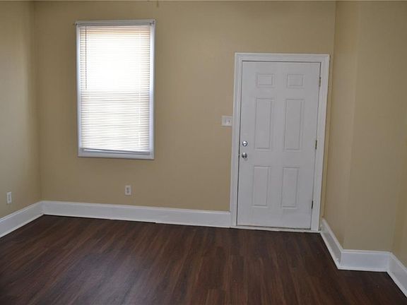 3rd image of 2057 N Prieur St