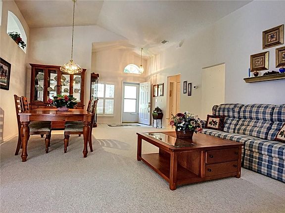 4th image of 3807 Eversholt St