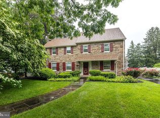 1431 Wheatsheaf Ln, Abington, PA 19001