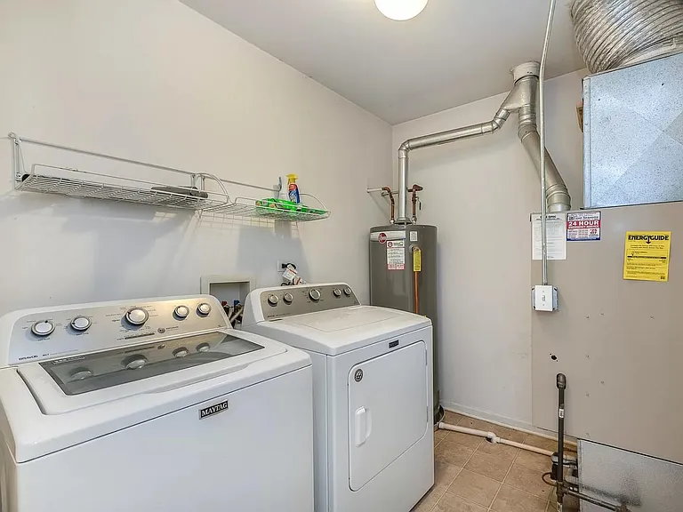 315 Springbrook Trl S — Photo 21