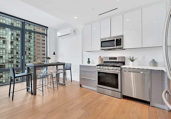 2nd image of 42-10 27th St #13HA