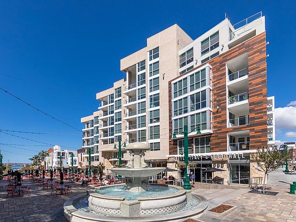 4th image of 561 W Date St