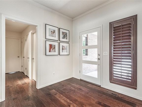 5th image of 12925 Burlingame Ave
