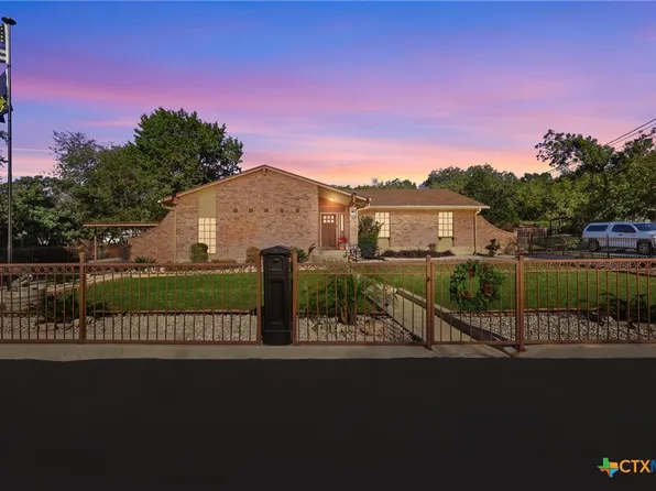 7339 Shady Hollow Ln, San Antonio, TX 78255