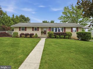 9689 Forest Ridge Rd, Shippensburg, PA 17257