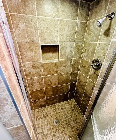 434 Windsor Rd — Photo 35