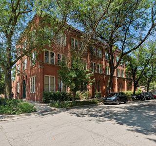 2510 N Wayne Ave APT 304, Chicago, IL, 60614