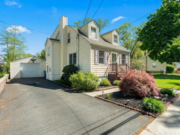 241 Fernhead Ave, Monroe Township, NJ 08831
