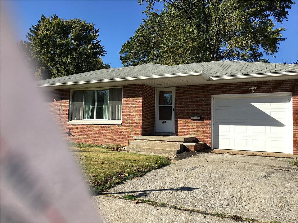 1st image of 40 Holly Hill Dr