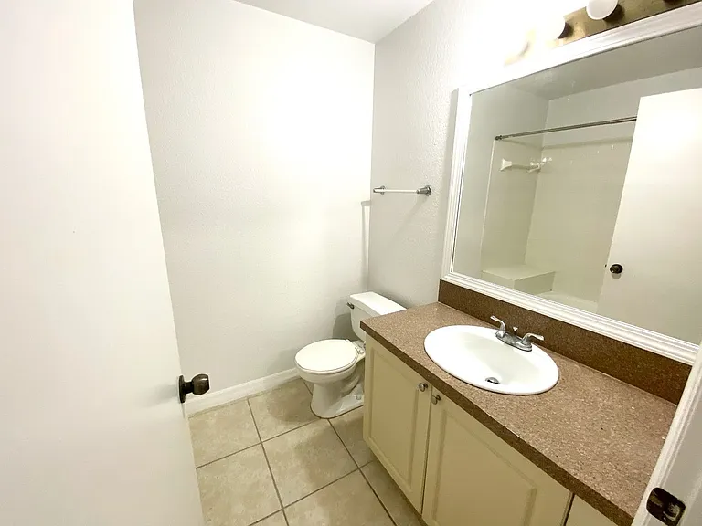 2550 N Alafaya Trl #6200 — Photo 11