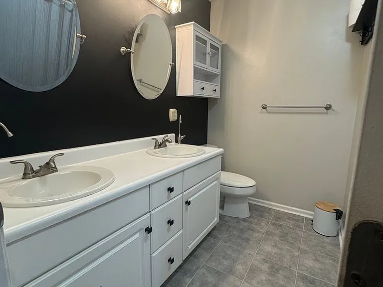 5870 McDonald Rd — Photo 26